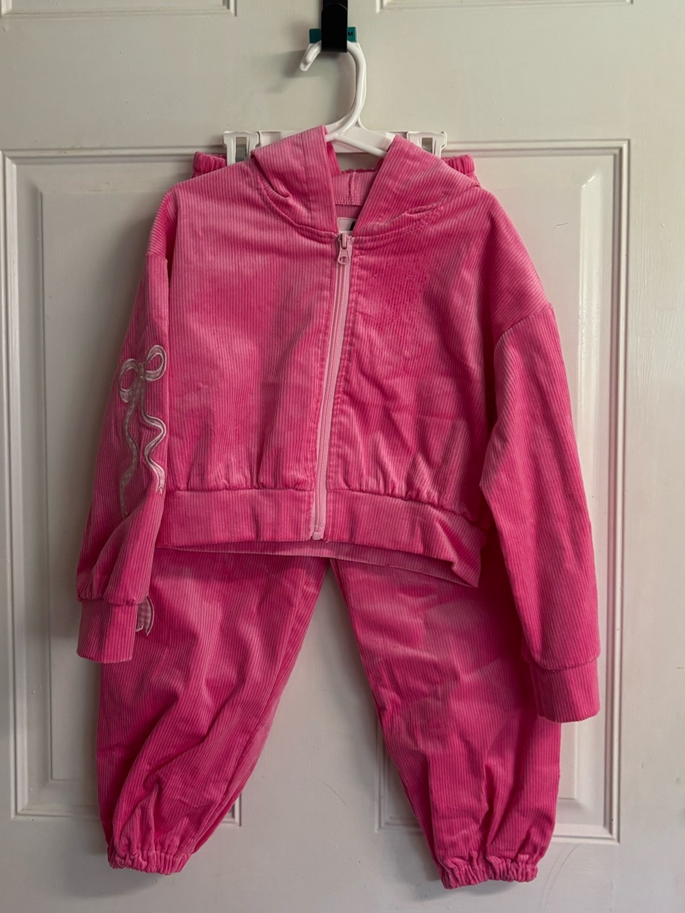 Size 6 Special K Smocks pink corduroy bow decor long-sleeve track set. In VGUC!